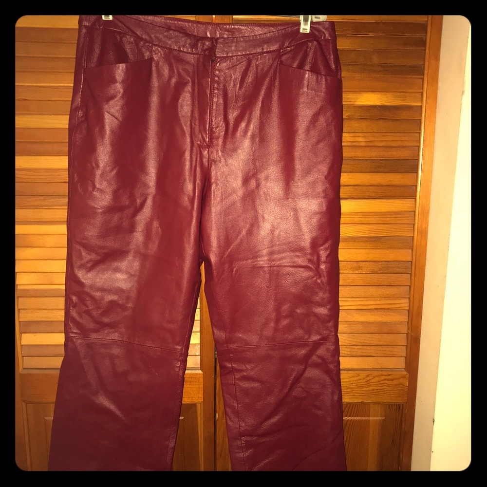 Sexy leather pants!